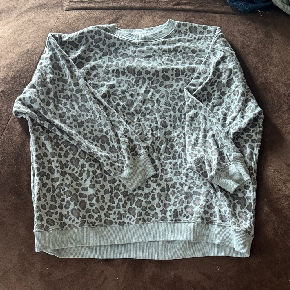 American Eagle Outfitters Gray Animal Print Sweater